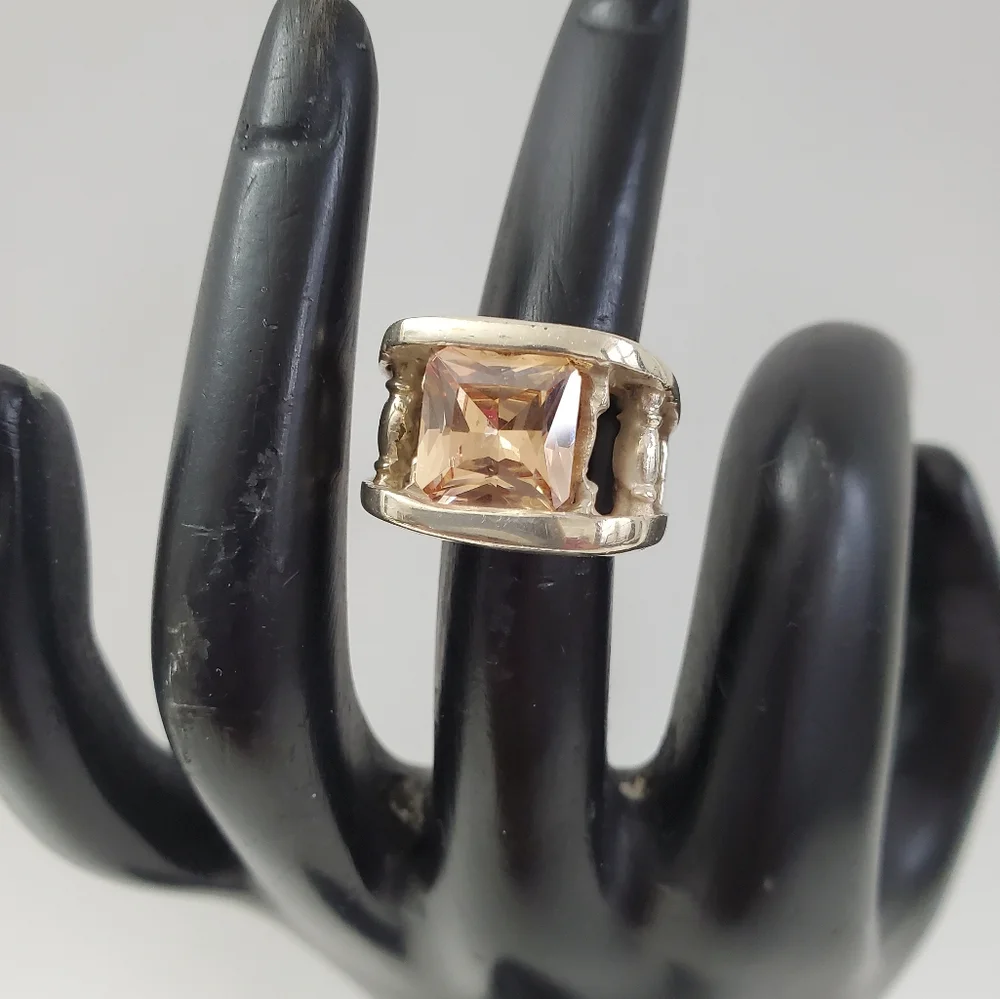 Sterling Silver 925 Morganite Ring - Picture 10 of 11